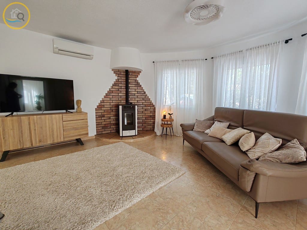3 soverom Villa til salgs i Pinar de Campoverde med svømmebasseng garasje - € 450 000 (Ref: 10163490)