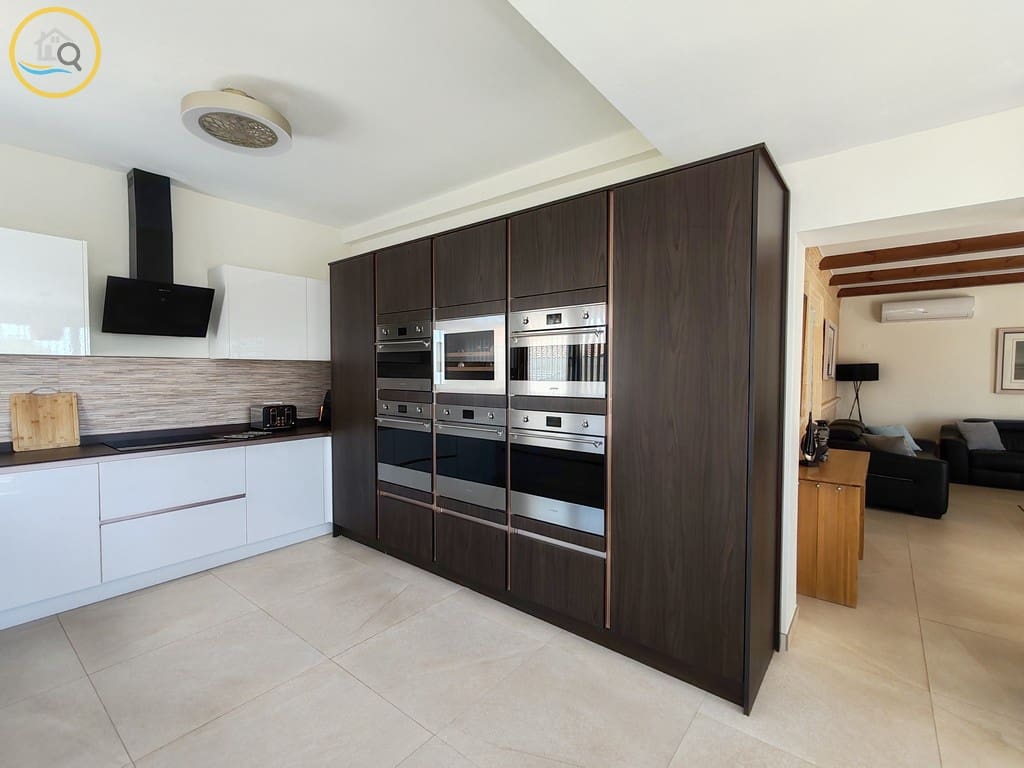 4 soveværelse Villa til salg i Pinar de Campoverde med swimmingpool - € 650.000 (Ref: 10163493)