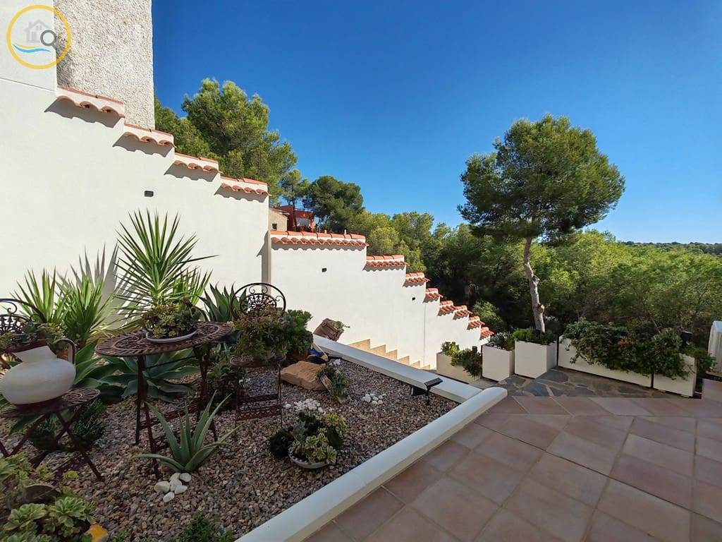 4 soveværelse Villa til salg i Pinar de Campoverde med swimmingpool - € 650.000 (Ref: 10163493)