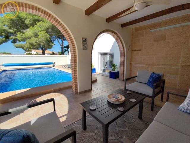 4 slaapkamer Villa te koop in Pinar de Campoverde, Pilar de la Horadada met zwembad - € 650.000 (Ref: 10163493)