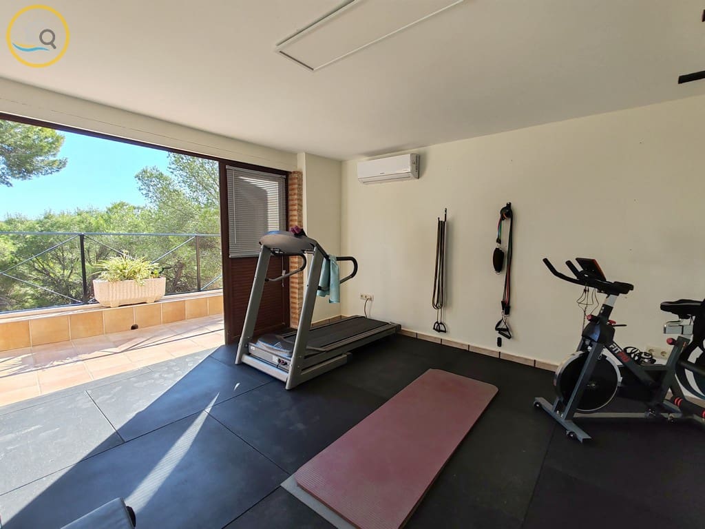 4 soveværelse Villa til salg i Pinar de Campoverde med swimmingpool - € 650.000 (Ref: 10163493)