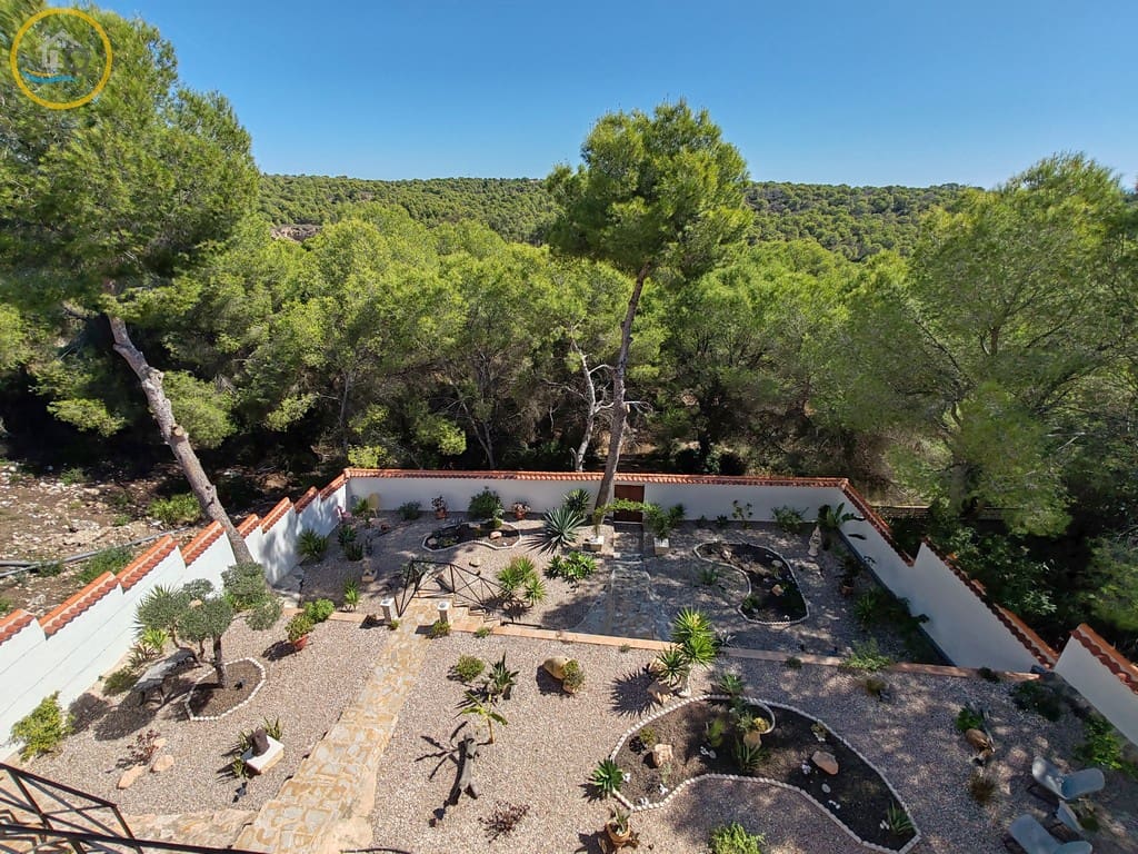 4 soveværelse Villa til salg i Pinar de Campoverde med swimmingpool - € 650.000 (Ref: 10163493)
