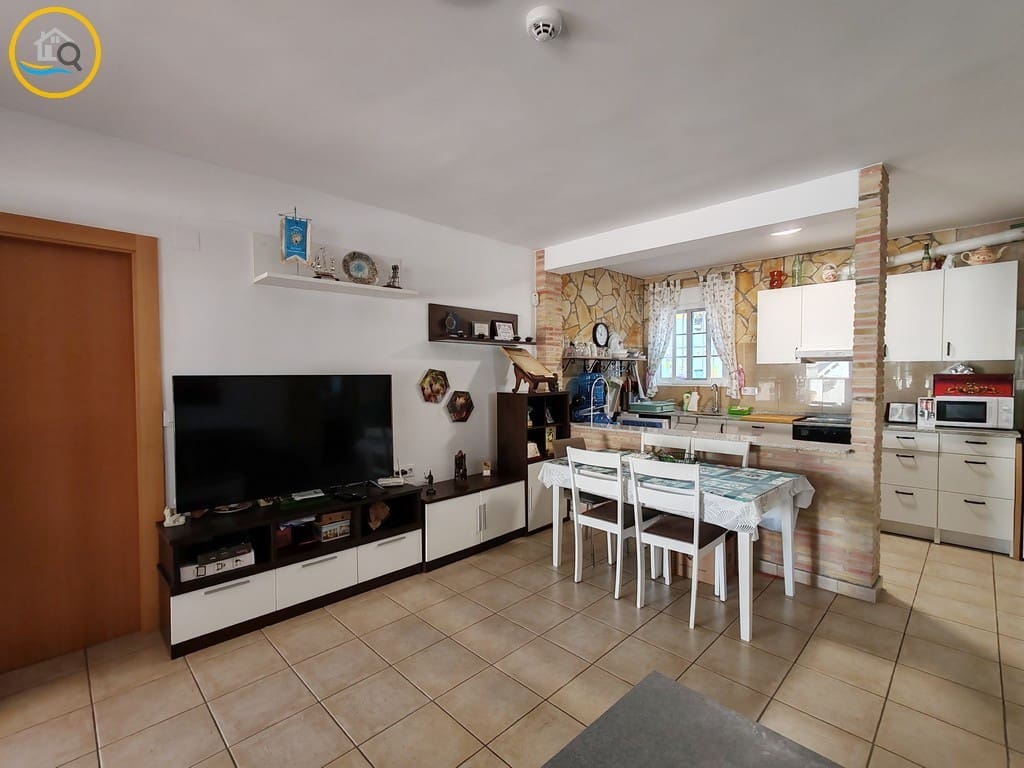 3 bedroom Villa for sale in Pinar de Campoverde with garage - € 345,000 (Ref: 10163504)