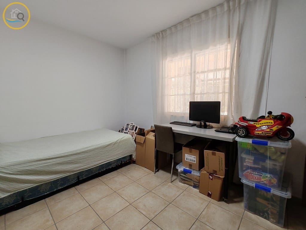 3 bedroom Villa for sale in Pinar de Campoverde with garage - € 345,000 (Ref: 10163504)