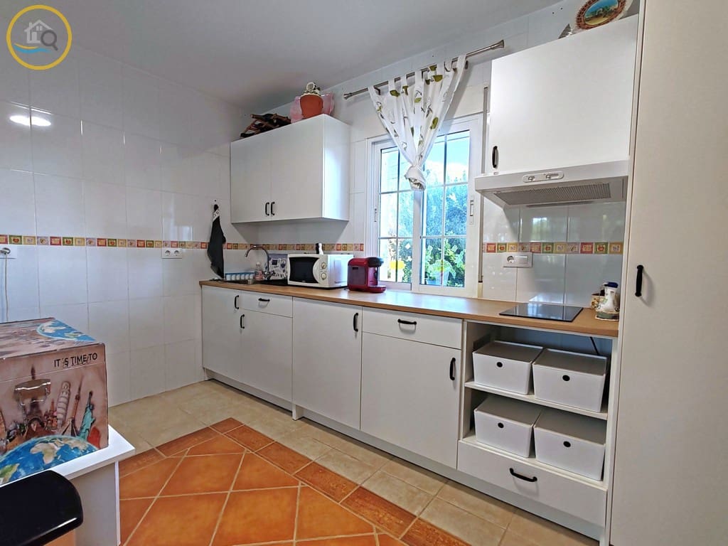 3 bedroom Villa for sale in Pinar de Campoverde with garage - € 345,000 (Ref: 10163504)