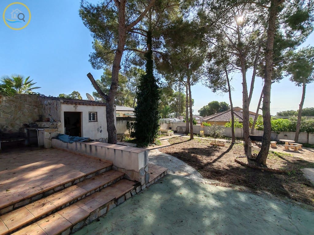 3 bedroom Villa for sale in Pinar de Campoverde with garage - € 345,000 (Ref: 10163504)