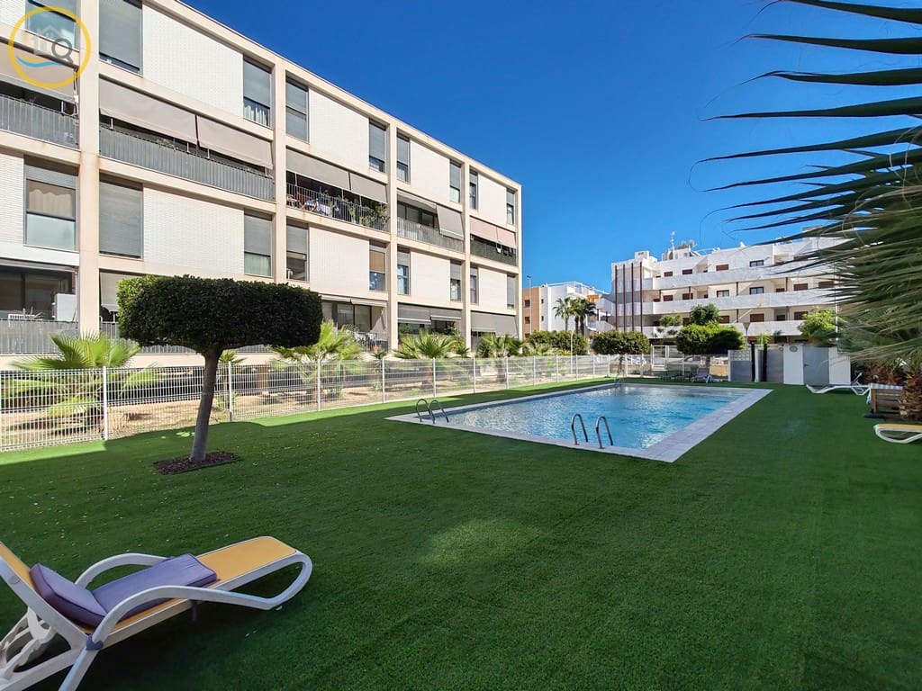3 soveværelse Lejlighed til salg i Orihuela Costa med swimmingpool garage - € 295.000 (Ref: 10179241)