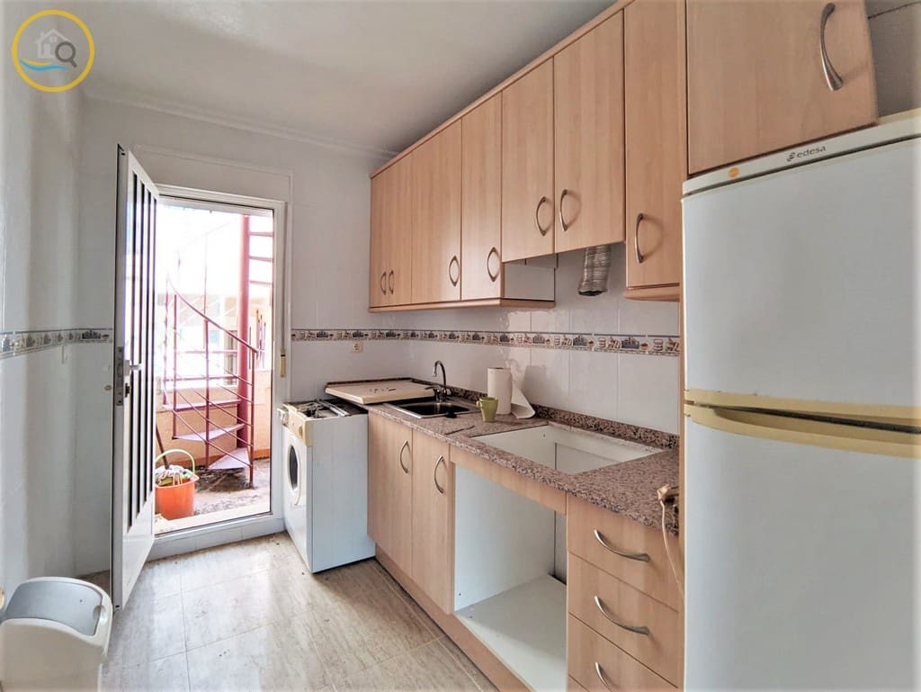 3 bedroom Apartment for sale in Pinar de Campoverde with pool - € 105,000 (Ref: 7696974)