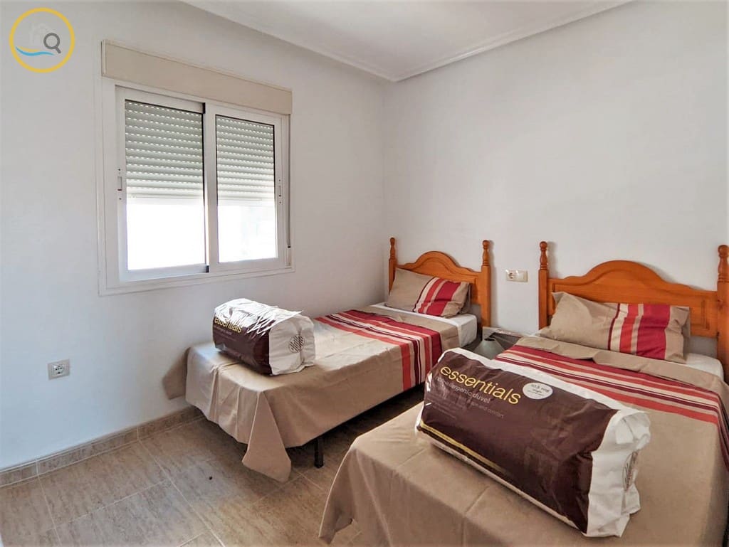 3 bedroom Apartment for sale in Pinar de Campoverde with pool - € 105,000 (Ref: 7696974)