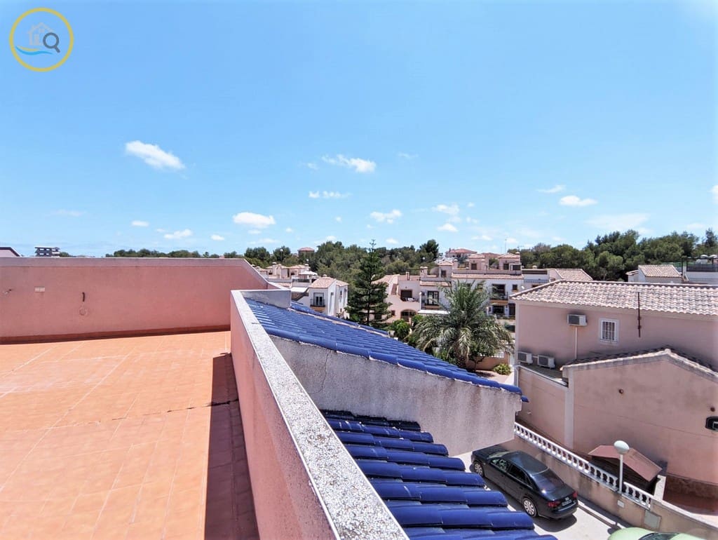 3 bedroom Apartment for sale in Pinar de Campoverde with pool - € 105,000 (Ref: 7696974)