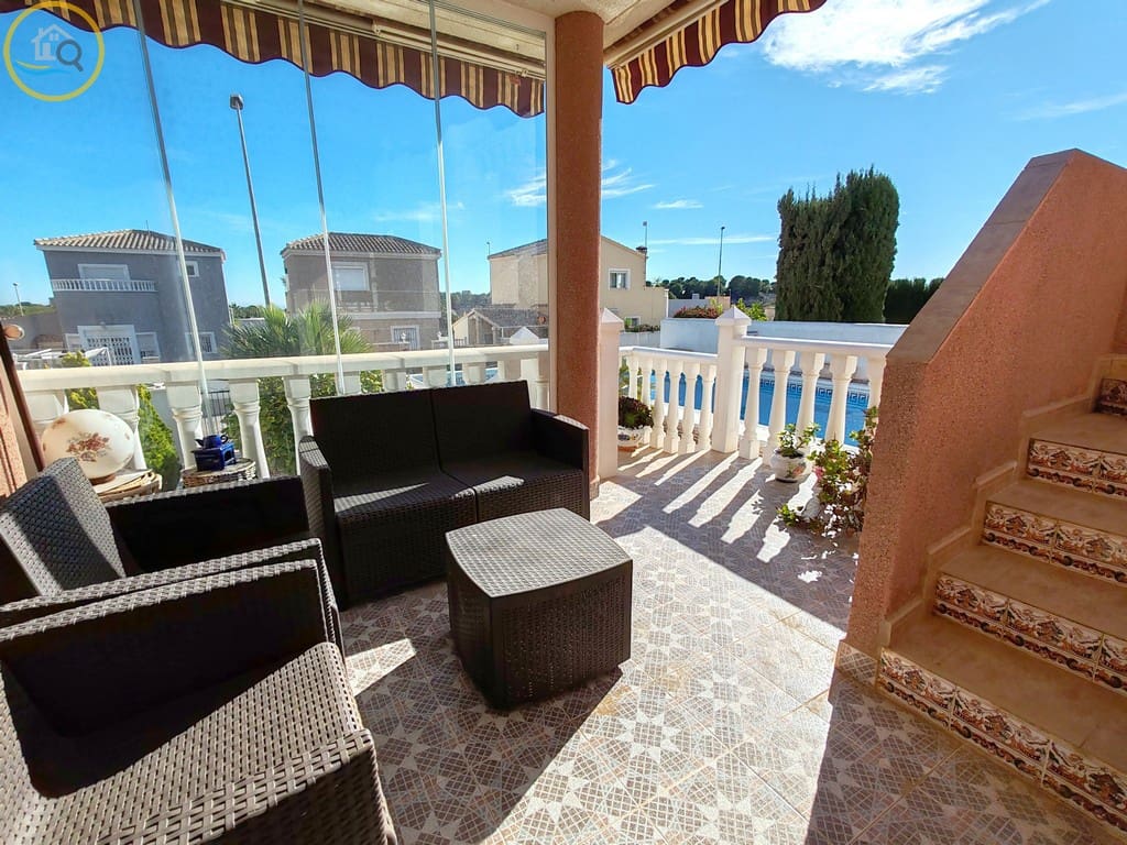 3 bedroom Villa for sale in Pinar de Campoverde, Pilar de la Horadada