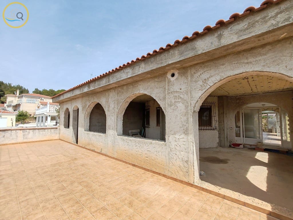 Chalet de 3 habitaciones en Pinar de Campoverde en venta con garaje - 490.000 € (Ref: 8182631)