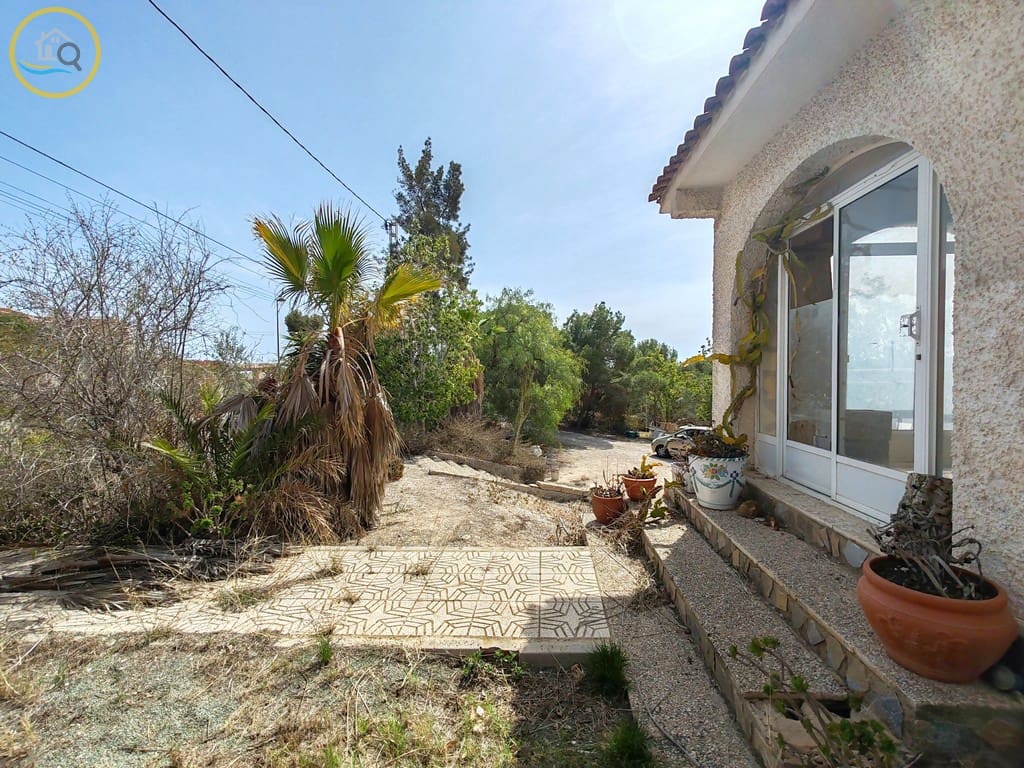 Chalet de 3 habitaciones en Pinar de Campoverde en venta con garaje - 490.000 € (Ref: 8182631)