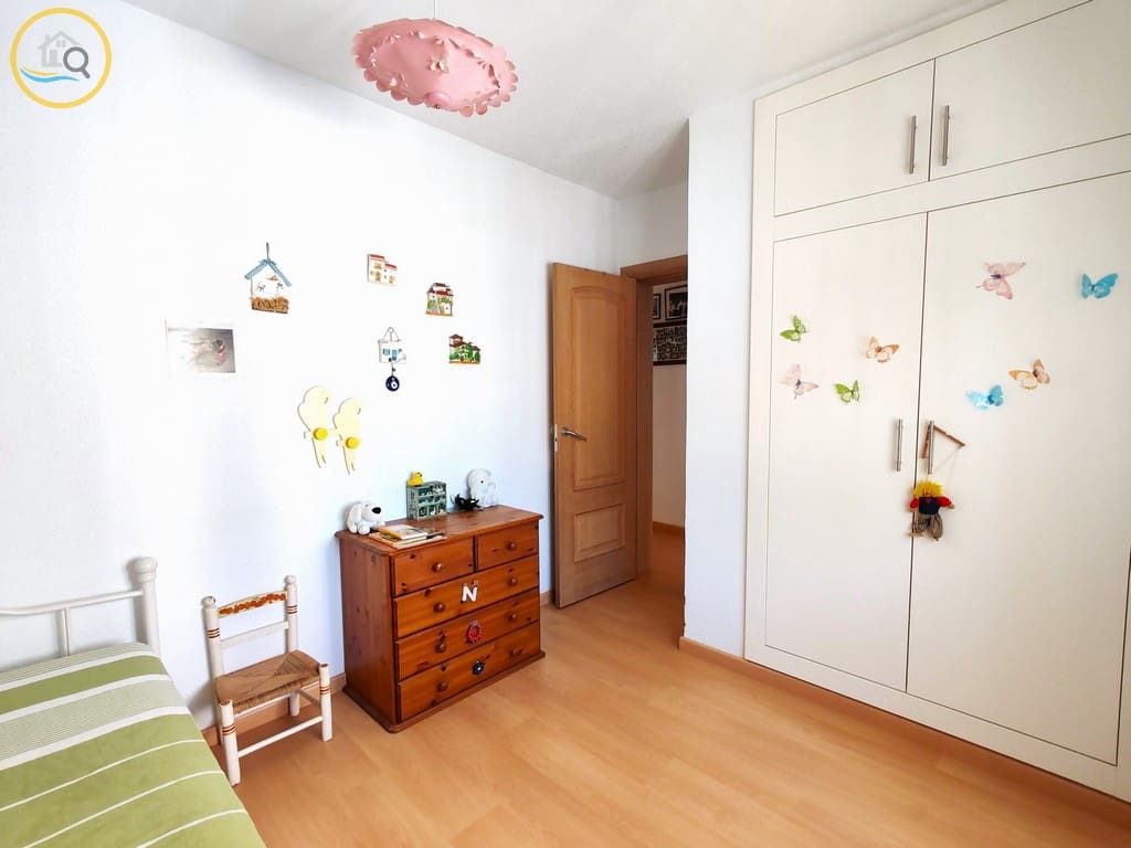 5 camera da letto Villa in vendita in Pinar de Campoverde con piscina garage - 450.000 € (Rif: 8555691)