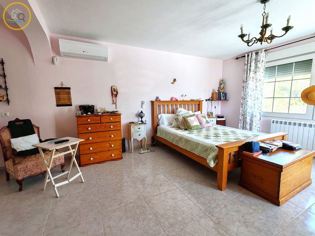 5 camera da letto Villa in vendita in Pinar de Campoverde con piscina garage - 450.000 € (Rif: 8555691)