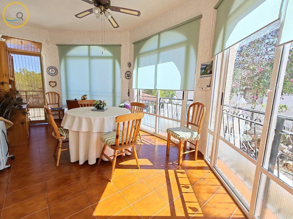 5 camera da letto Villa in vendita in Pinar de Campoverde con piscina garage - 450.000 € (Rif: 8555691)