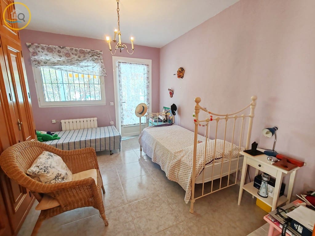 5 camera da letto Villa in vendita in Pinar de Campoverde con piscina garage - 450.000 € (Rif: 8555691)