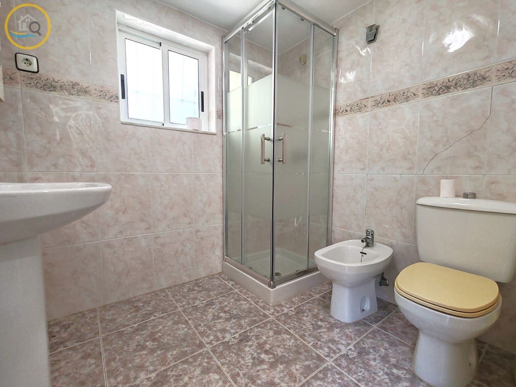 5 camera da letto Villa in vendita in Pinar de Campoverde con piscina garage - 450.000 € (Rif: 8555691)