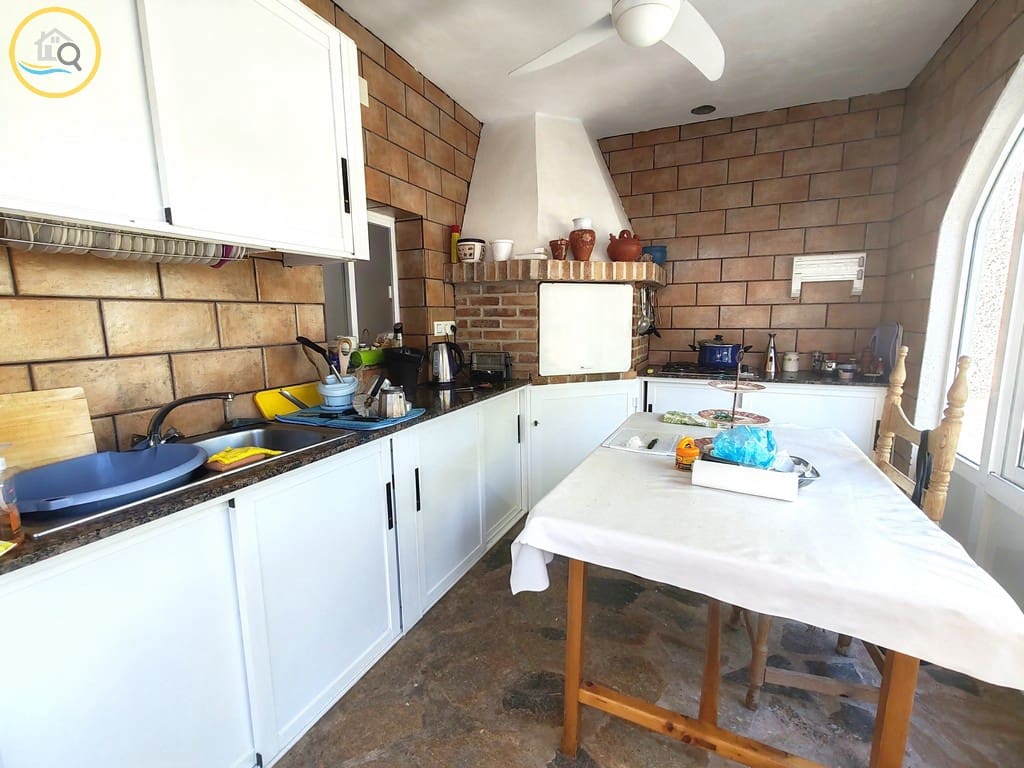 5 camera da letto Villa in vendita in Pinar de Campoverde con piscina garage - 450.000 € (Rif: 8555691)