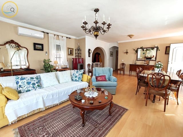 5 camera da letto Villa in vendita in Pinar de Campoverde, Pilar de la Horadada con piscina garage - 450.000 € (Rif: 8555691)