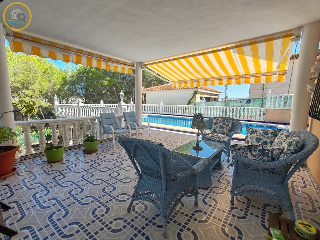 5 camera da letto Villa in vendita in Pinar de Campoverde con piscina garage - 450.000 € (Rif: 8555691)