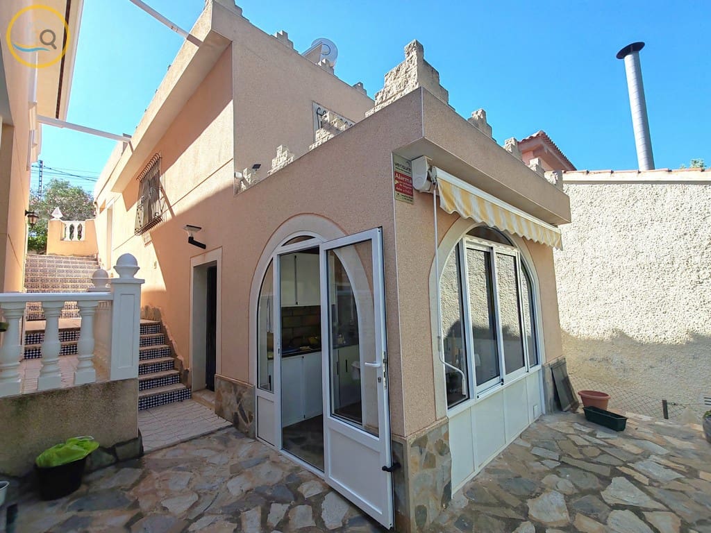 5 camera da letto Villa in vendita in Pinar de Campoverde con piscina garage - 450.000 € (Rif: 8555691)