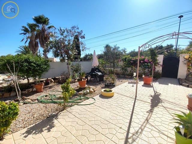 5 camera da letto Villa in vendita in Pinar de Campoverde, Pilar de la Horadada con piscina garage - 450.000 € (Rif: 8555691)