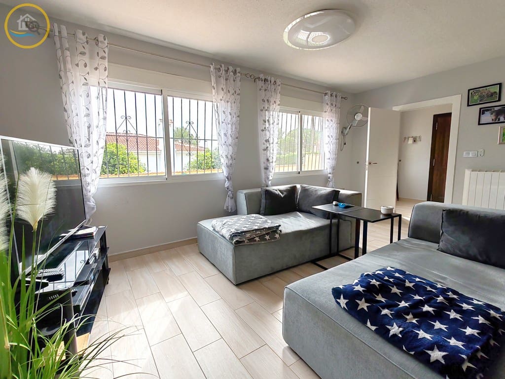 4 makuuhuone Huvila myytävänä paikassa Pinar de Campoverde mukana uima-altaan - 439 998 € (Ref: 8623037)