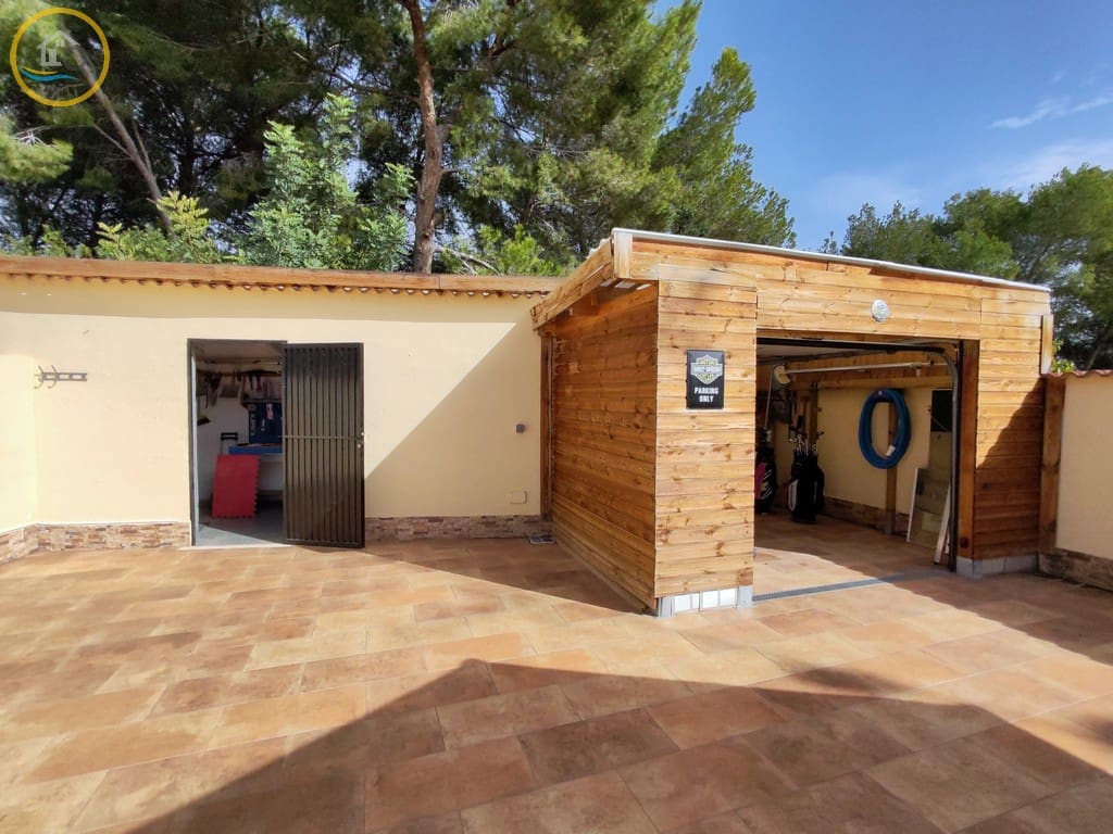 4 makuuhuone Huvila myytävänä paikassa Pinar de Campoverde mukana uima-altaan - 439 998 € (Ref: 8623037)