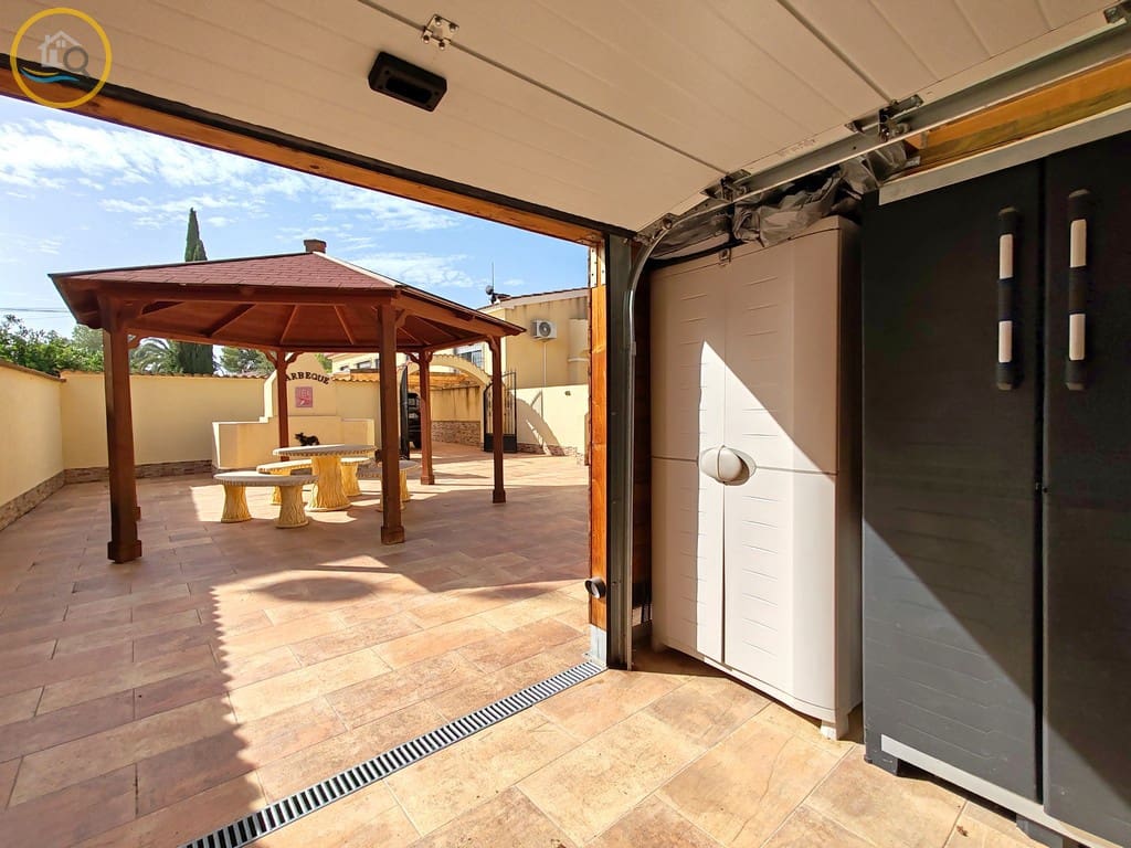 4 makuuhuone Huvila myytävänä paikassa Pinar de Campoverde mukana uima-altaan - 439 998 € (Ref: 8623037)