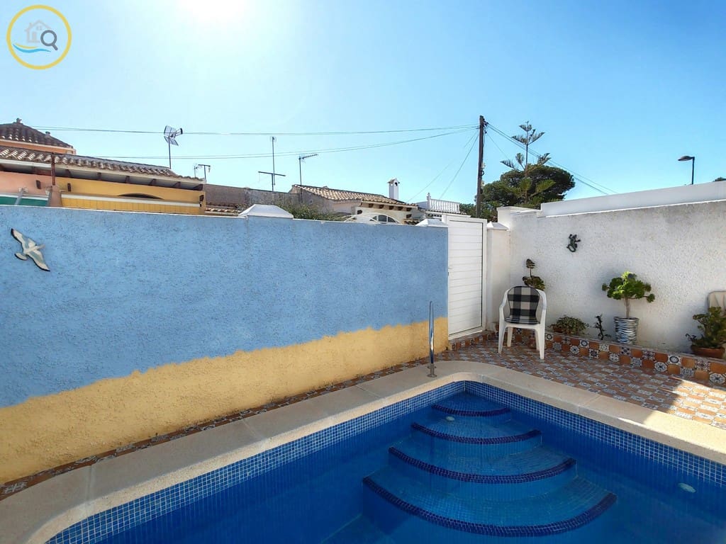 2 soveværelse Rækkehus til salg i Pinar de Campoverde med swimmingpool - € 154.000 (Ref: 8922159)