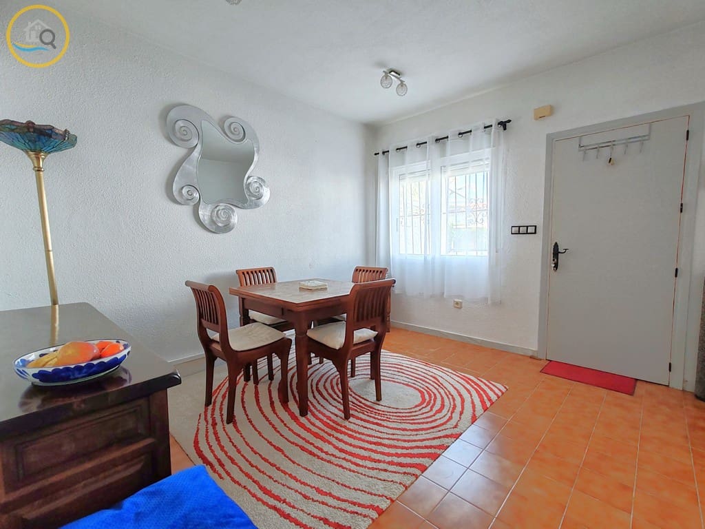 2 soveværelse Rækkehus til salg i Pinar de Campoverde med swimmingpool - € 154.000 (Ref: 8922159)