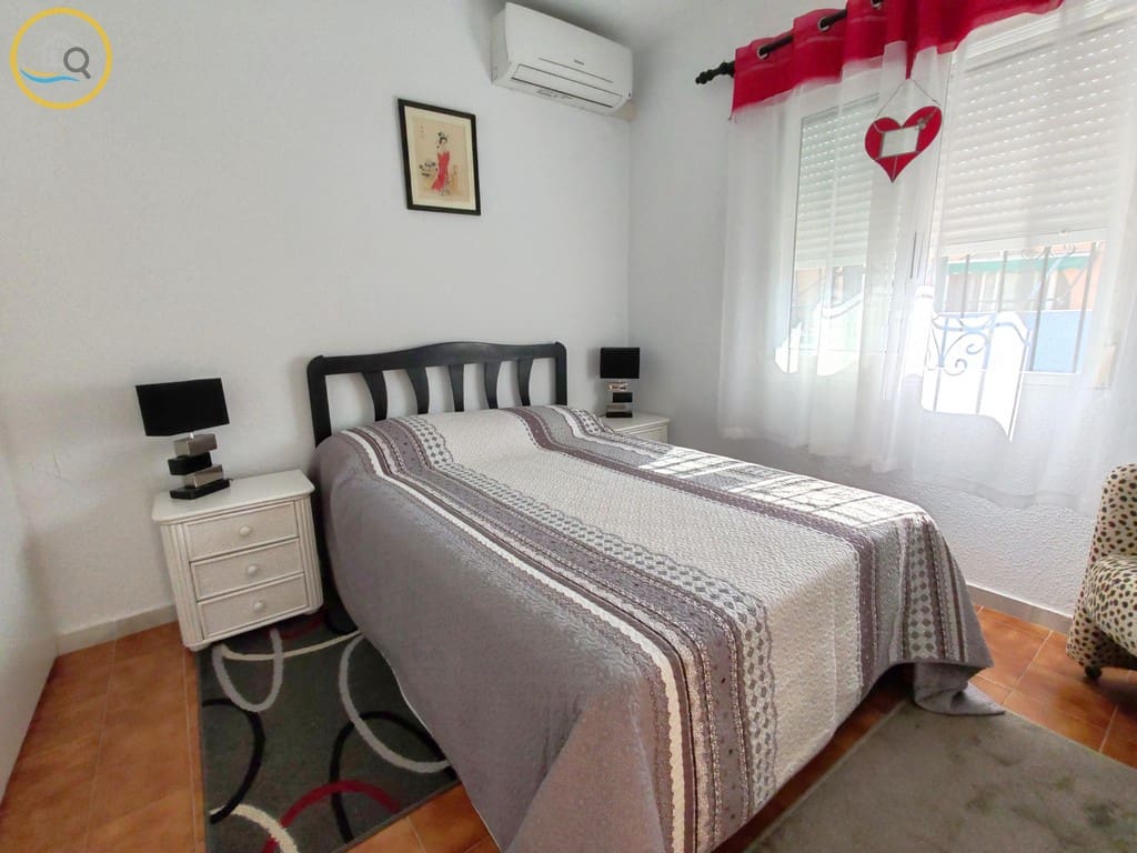 2 soveværelse Rækkehus til salg i Pinar de Campoverde med swimmingpool - € 154.000 (Ref: 8922159)