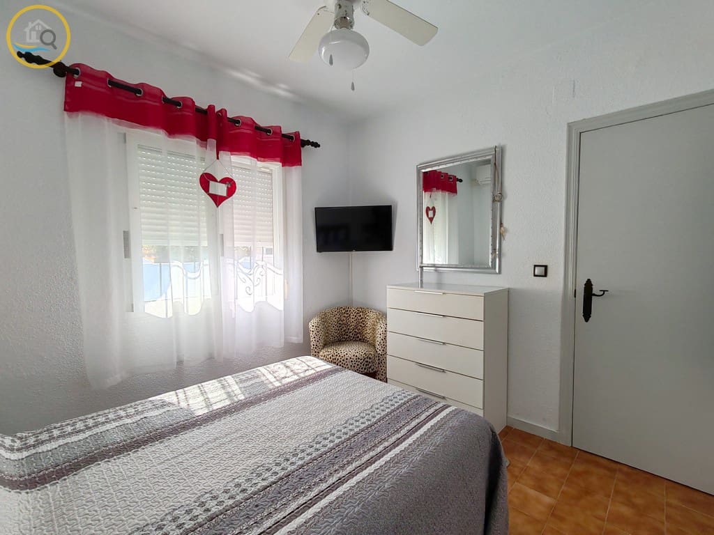 2 soveværelse Rækkehus til salg i Pinar de Campoverde med swimmingpool - € 154.000 (Ref: 8922159)