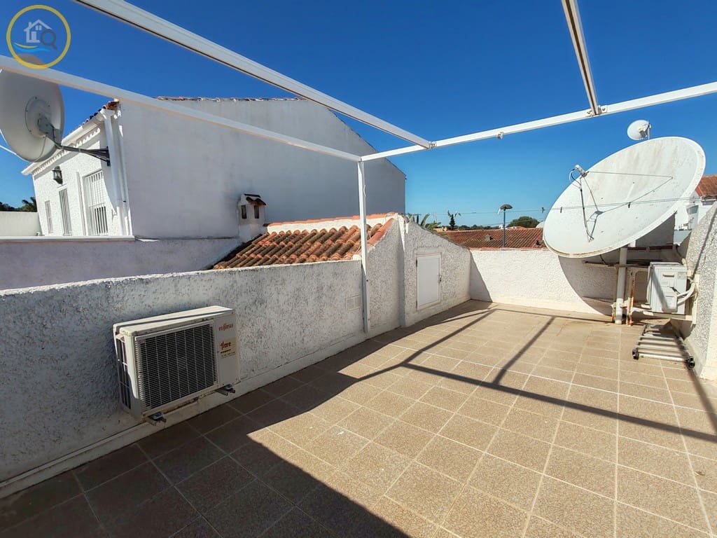 2 soveværelse Rækkehus til salg i Pinar de Campoverde med swimmingpool - € 154.000 (Ref: 8922159)