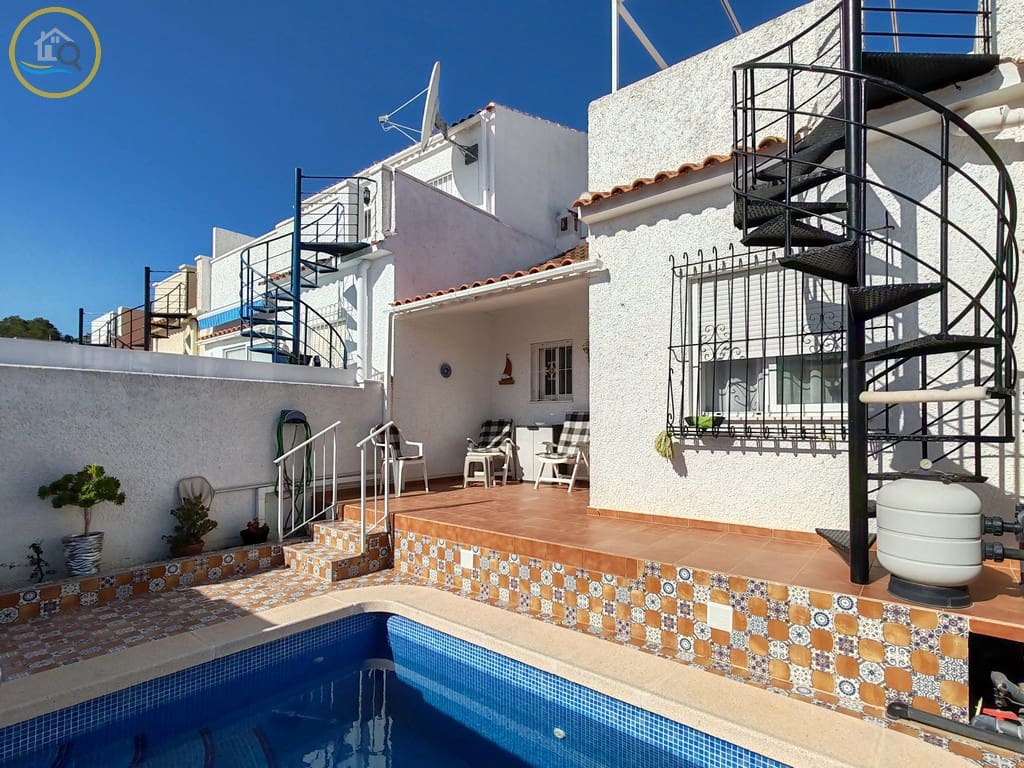 2 soveværelse Rækkehus til salg i Pinar de Campoverde med swimmingpool - € 154.000 (Ref: 8922159)