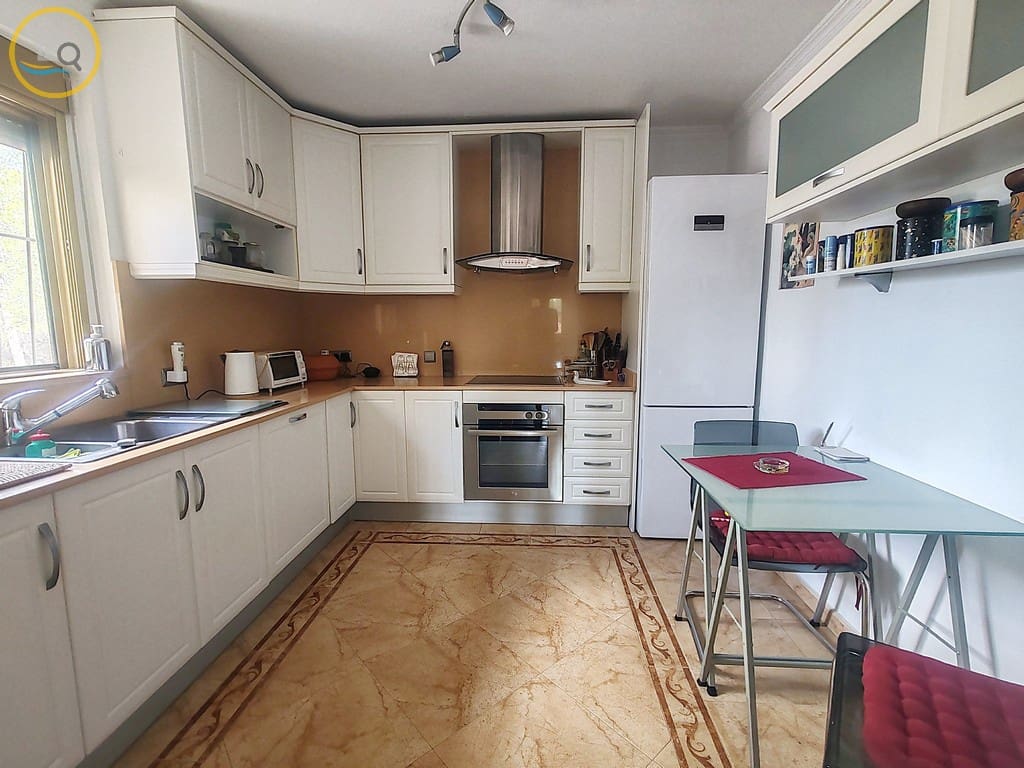3 sypialnia Willa na sprzedaż w Pilar de la Horadada z basenem garażem - 435 000 € (Ref: 8960764)