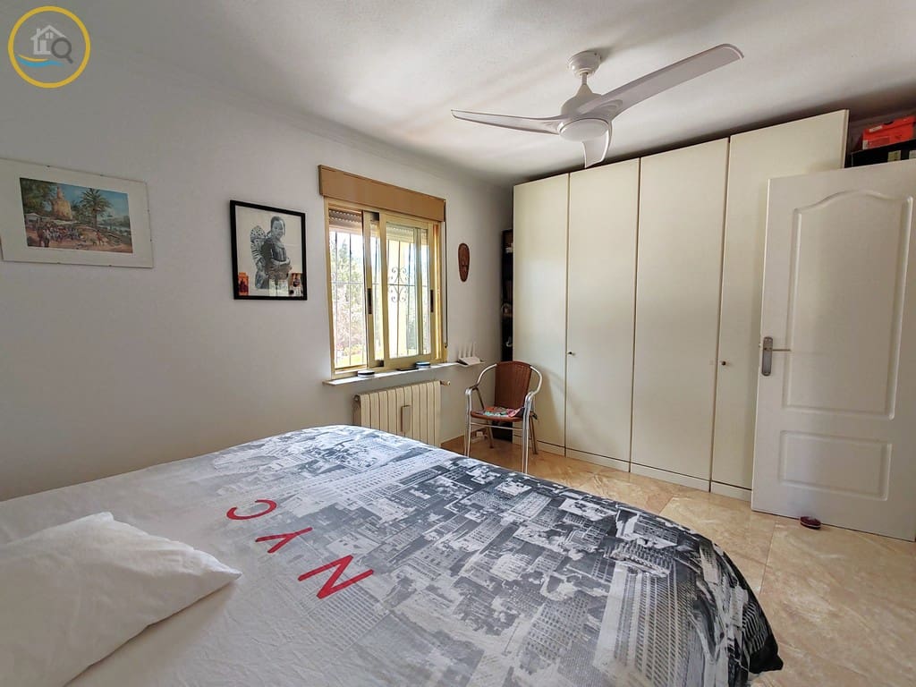 3 sypialnia Willa na sprzedaż w Pilar de la Horadada z basenem garażem - 435 000 € (Ref: 8960764)