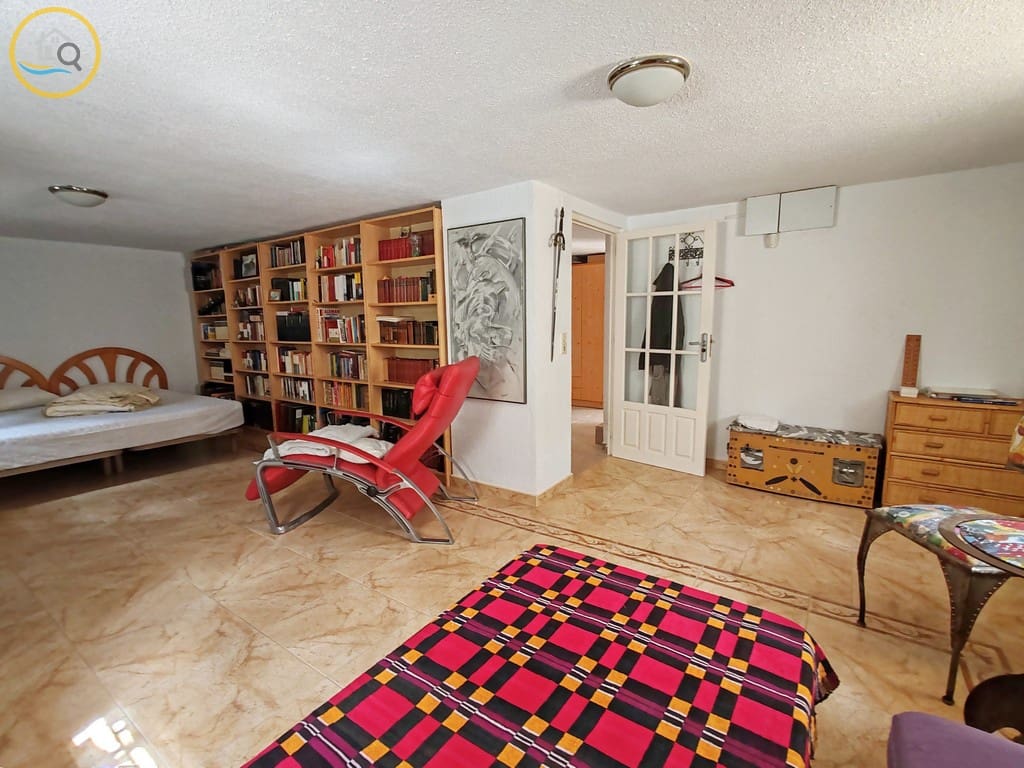 3 sypialnia Willa na sprzedaż w Pilar de la Horadada z basenem garażem - 435 000 € (Ref: 8960764)