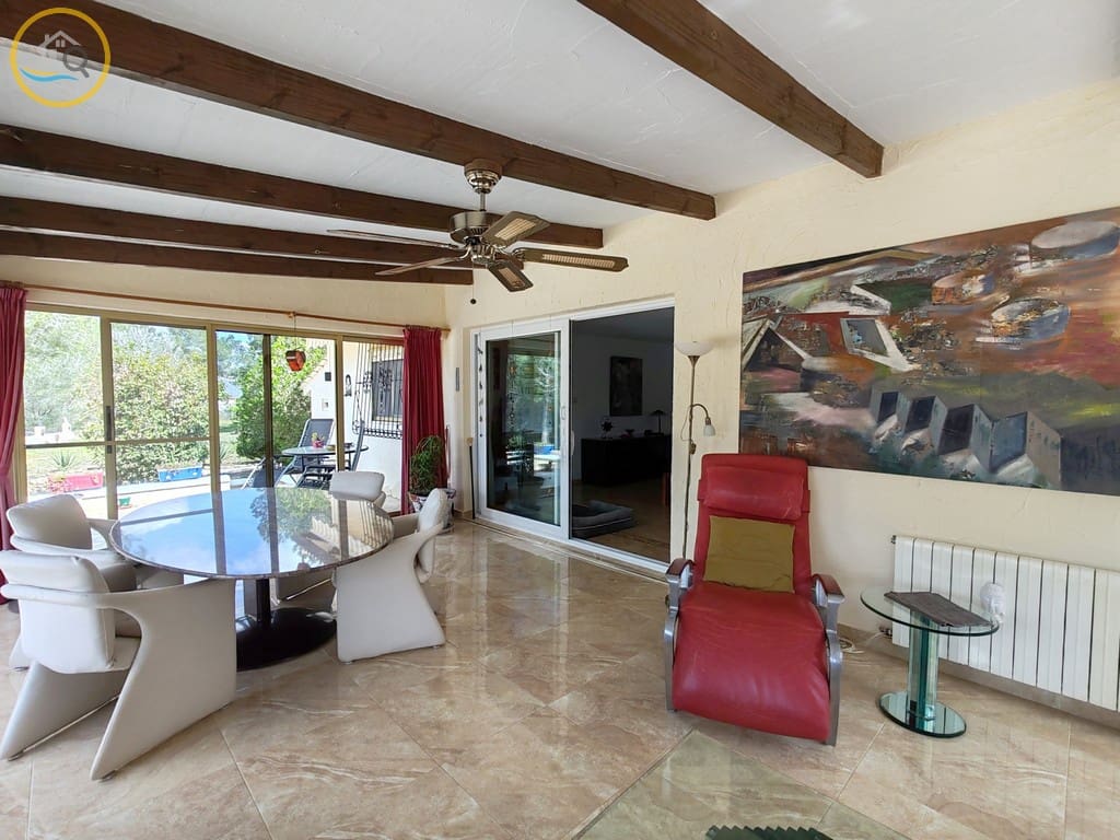 3 sypialnia Willa na sprzedaż w Pilar de la Horadada z basenem garażem - 435 000 € (Ref: 8960764)