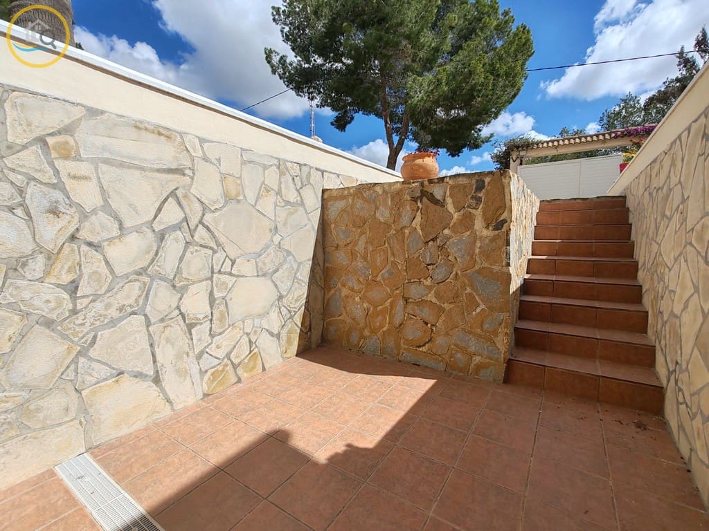 3 sypialnia Willa na sprzedaż w Pilar de la Horadada z basenem garażem - 435 000 € (Ref: 8960764)