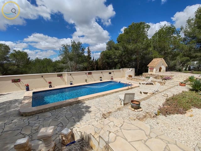 3 soverom Villa til salgs i Pinar de Campoverde, Pilar de la Horadada med svømmebasseng garasje - € 435 000 (Ref: 8960764)