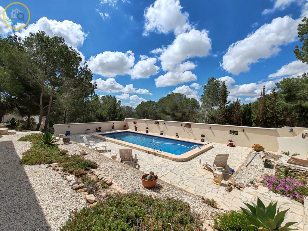 3 sypialnia Willa na sprzedaż w Pilar de la Horadada z basenem garażem - 435 000 € (Ref: 8960764)