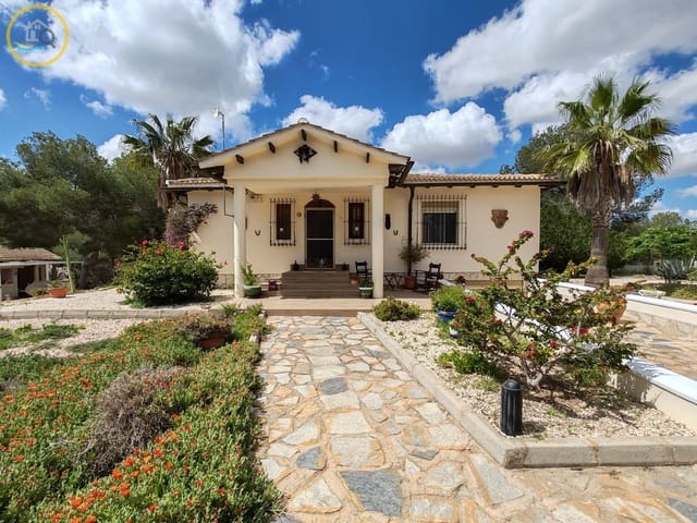 3 soverom Villa til salgs i Pinar de Campoverde, Pilar de la Horadada med svømmebasseng garasje - € 435 000 (Ref: 8960764)