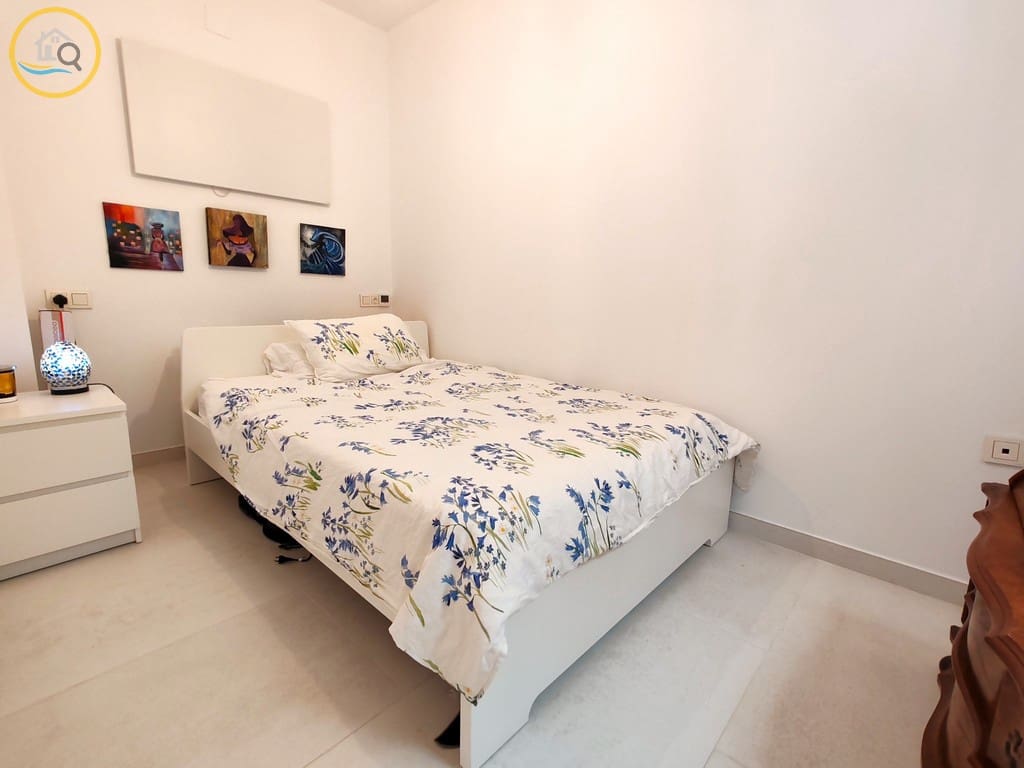 3 soveværelse Rækkehus til salg i Pinar de Campoverde med garage - € 159.950 (Ref: 9058302)