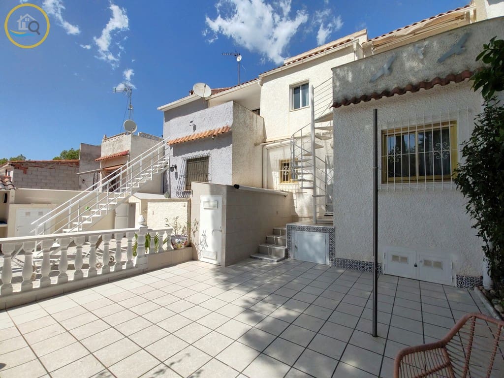 3 soveværelse Rækkehus til salg i Pinar de Campoverde - € 179.950 (Ref: 9200832)