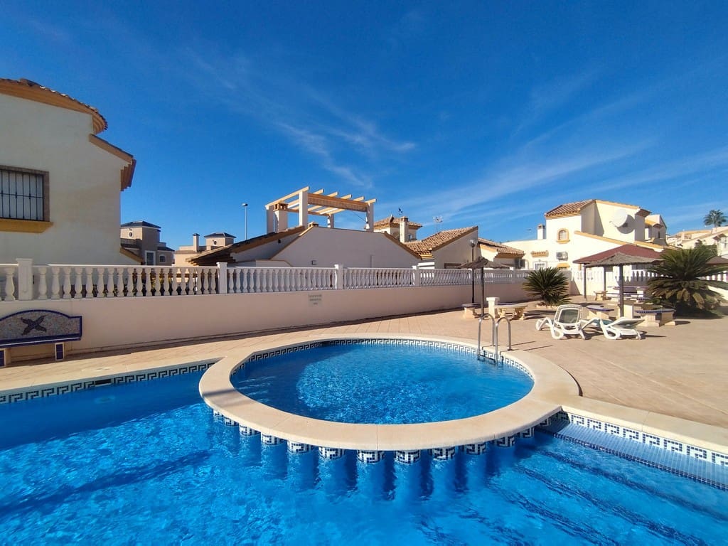 3 soverom Villa til salgs i Pinar de Campoverde med svømmebasseng garasje - € 274 950 (Ref: 9227819)