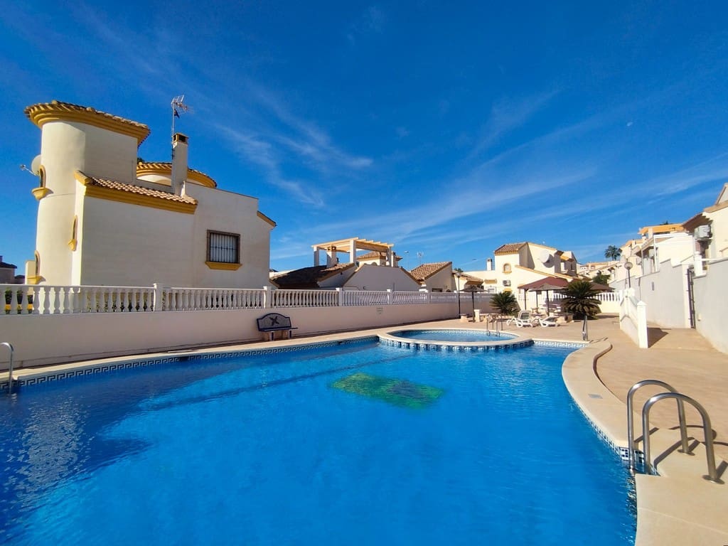 3 soverom Villa til salgs i Pinar de Campoverde med svømmebasseng garasje - € 274 950 (Ref: 9227819)