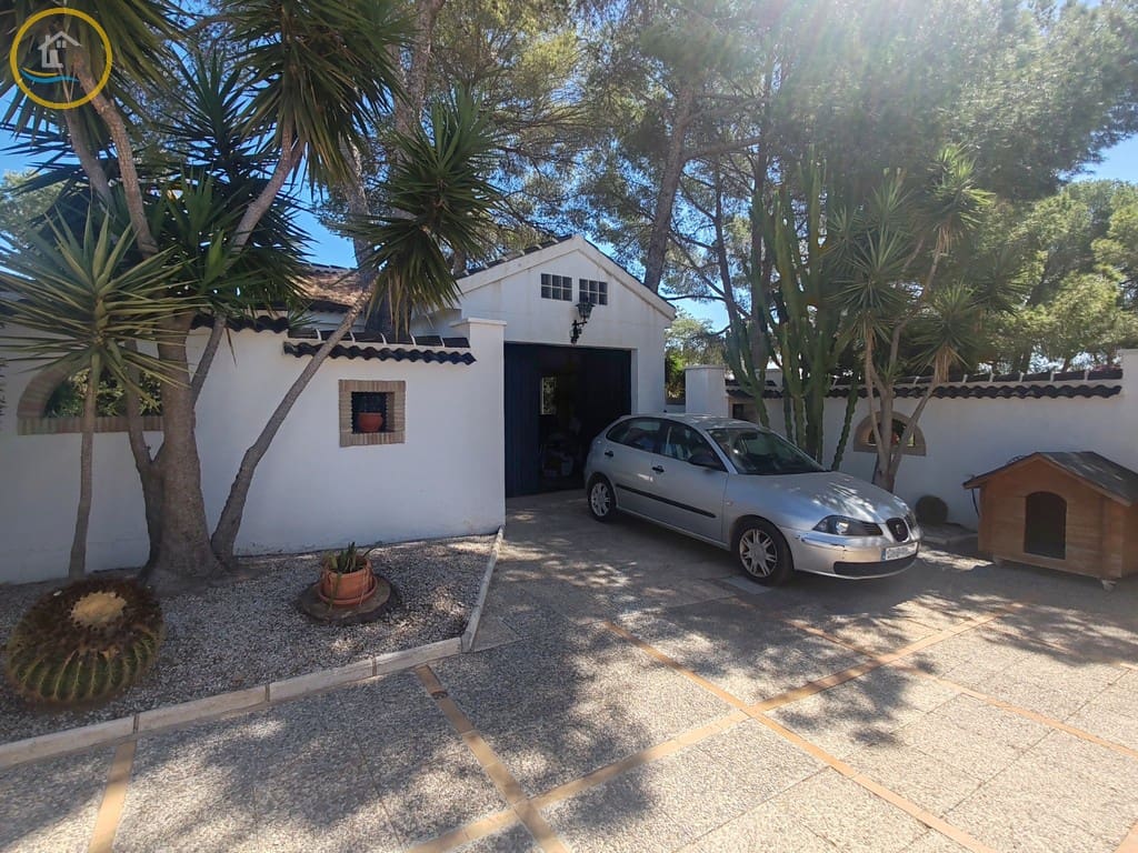 4 soveværelse Villa til salg i Pinar de Campoverde med swimmingpool garage - € 625.000 (Ref: 9227820)