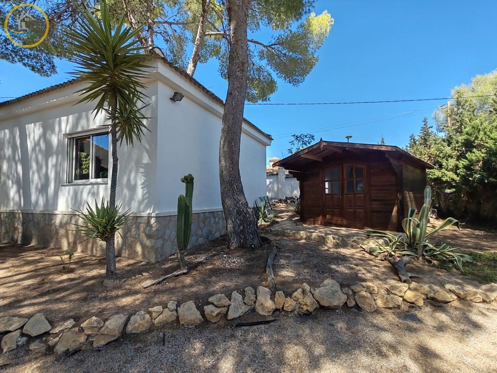 4 soveværelse Villa til salg i Pinar de Campoverde med swimmingpool garage - € 625.000 (Ref: 9227820)